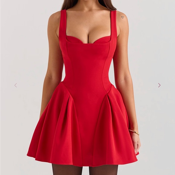 House of CB Dresses & Skirts - NWT House of CB Bunny Holly Red Crepe Mini Dress